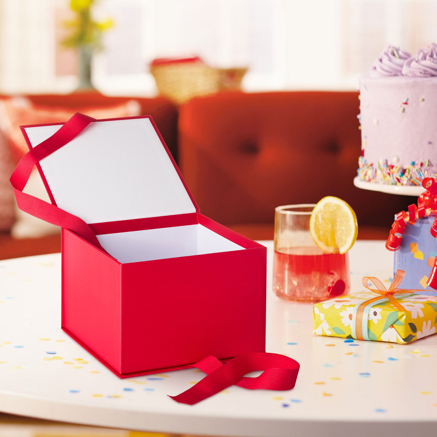 10651-7-2-solid-red-large-square-gift-box-2.jpg 7.2" Solid Red Large Square Gift Box