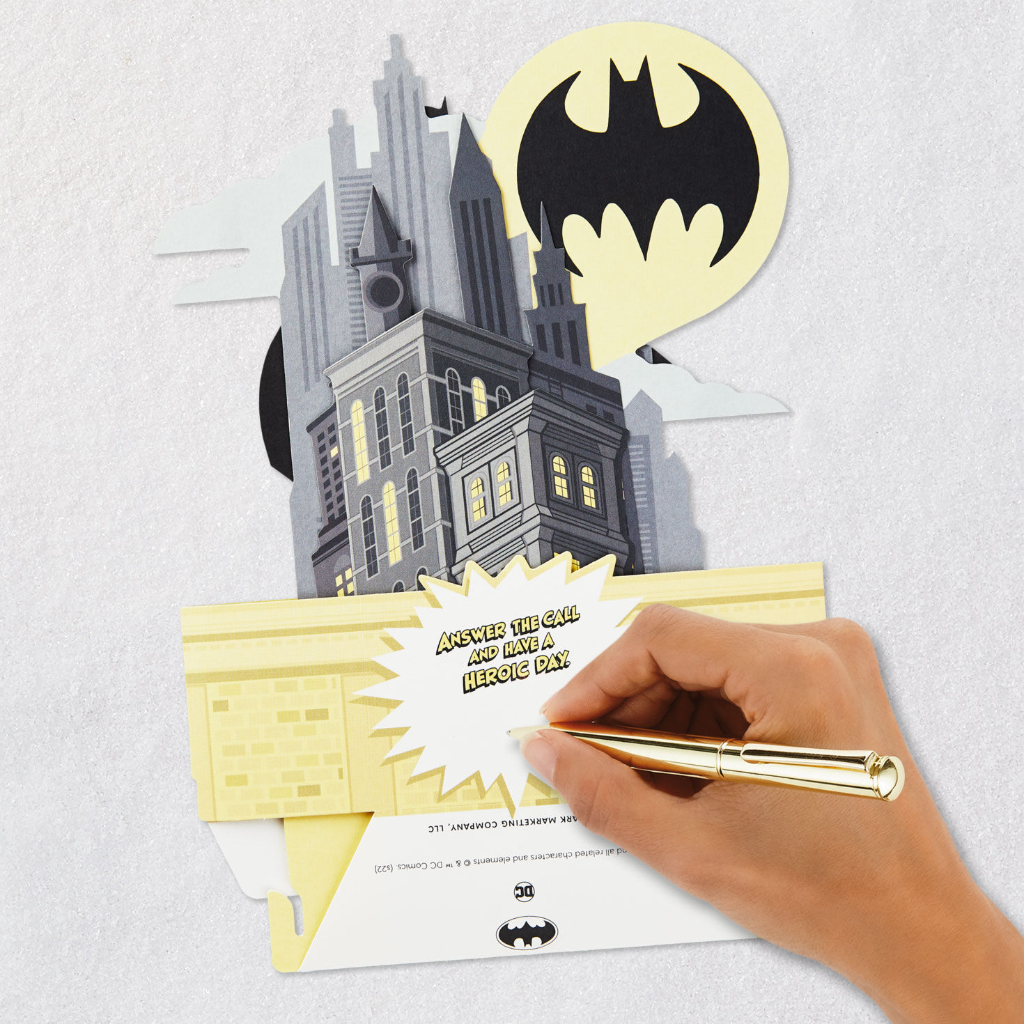 11220-dc-batman-have-a-heroic-day-3d-pop-up-card-6.jpg DC™ Batman™ Have a Heroic Day 3D Pop-Up Card