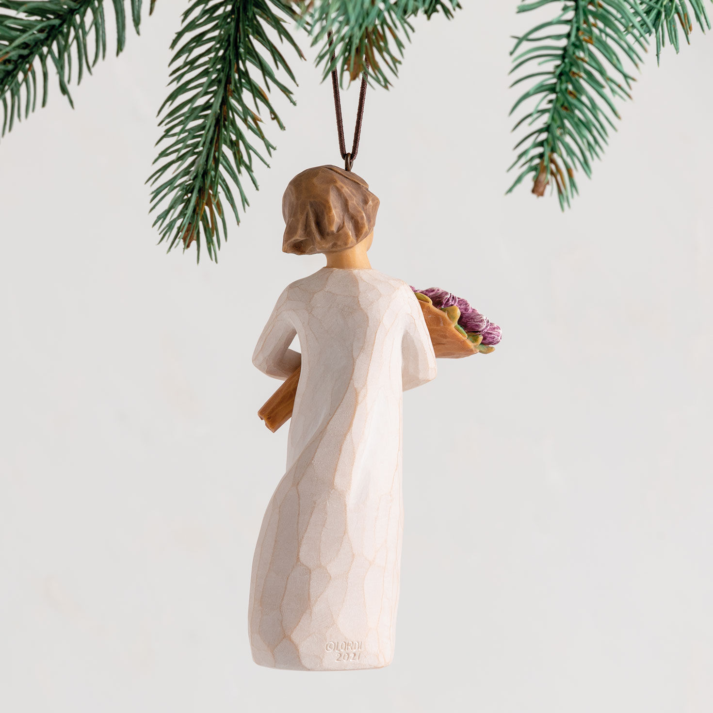 264-willow-tree-surprise-tulip-bouquet-figurine-ornament-4-h-3.jpg Willow Tree Surprise Tulip Bouquet Figurine Ornament, 4" H