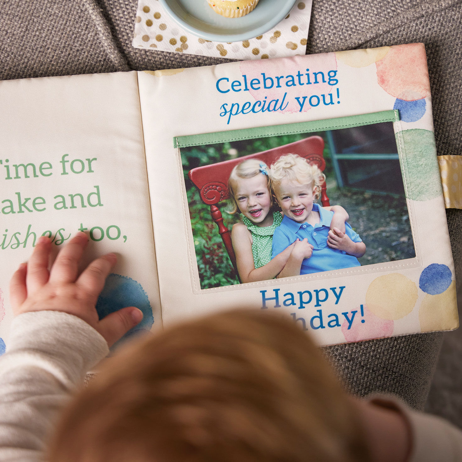 9744-demdaco-happy-birthday-little-one-soft-photo-book-3.jpg Demdaco Happy Birthday Little One Soft Photo Book